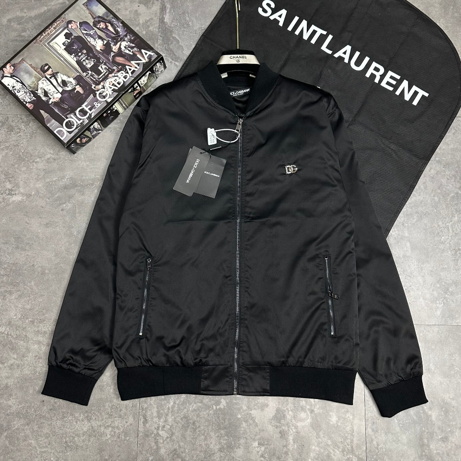 Áo Khoác Gió Hai Lớp D.G Đính Lô Gô Kim Loại Chất Gió tàu Chống Nước Hàng Neww 2023