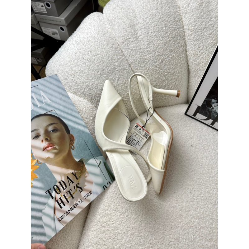 Giày sandal cao gót Z.r mũi nhọn phối mica trong gót nhọn cao 8cm màu kem phong cách cá tính hàng Fullbox mới