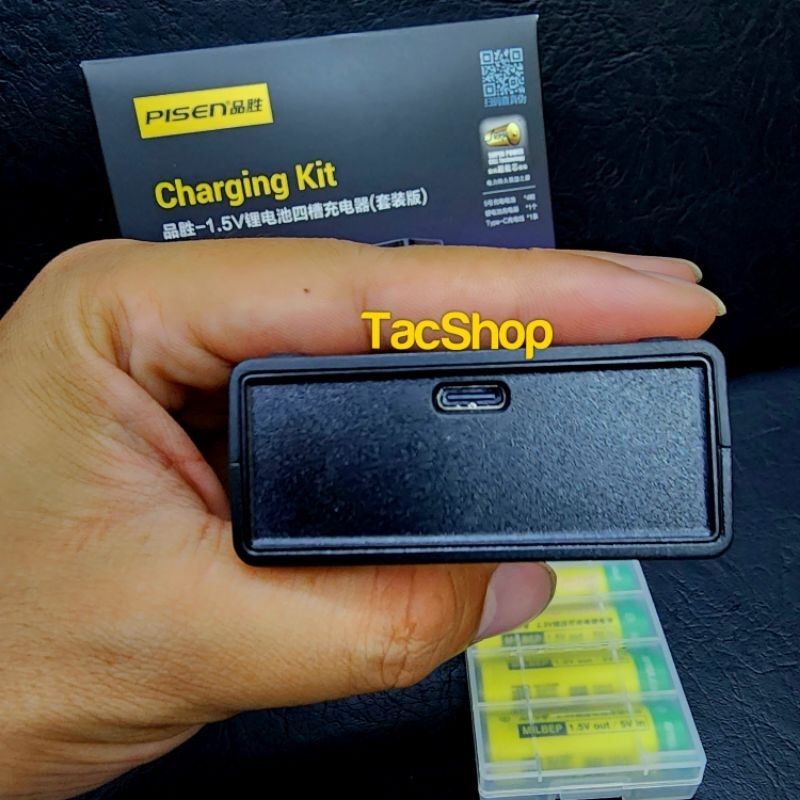 BỘ SẠC PIN AA, AAA 1.5V PISEN MILBEPD NJ-C009 Kèm 4 Pin Sạc AA Pisen 3000mah Chính Hãng