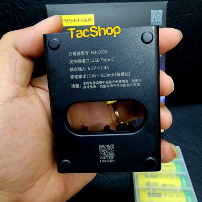 BỘ SẠC PIN AA, AAA 1.5V PISEN MILBEPD NJ-C009 Kèm 4 Pin Sạc AA Pisen 3000mah Chính Hãng