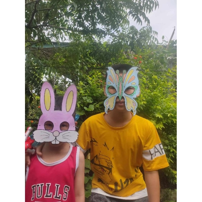 Mặt nạ tô màu có dây
