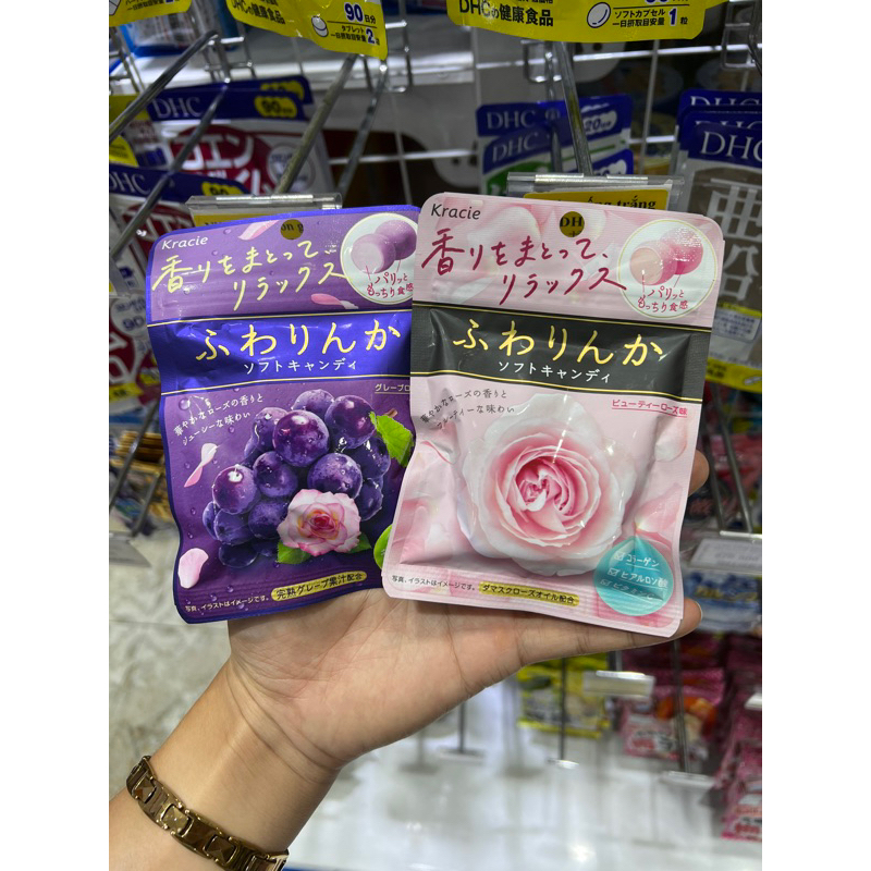 Kẹo hoa hồng giảm mùi, làm thơm cơ thể kracie túi 27g Vị nho, hoa hồng, dâu tây nội địa Nhật Bản