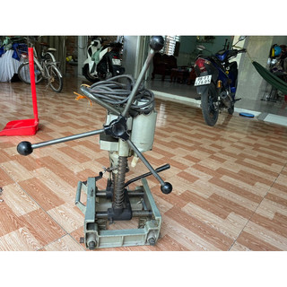 Đục mộng vuông Ryobi xài điện 100 volt