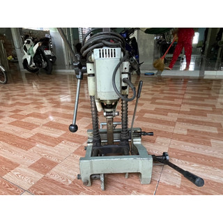Đục mộng vuông Ryobi xài điện 100 volt