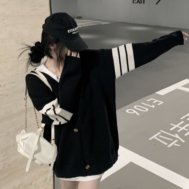 Áo khoác ngoài cardigan len Thom kẻ 3 sọc chuẩn Hàn Quốc, form unisex cho cả nam và nữ