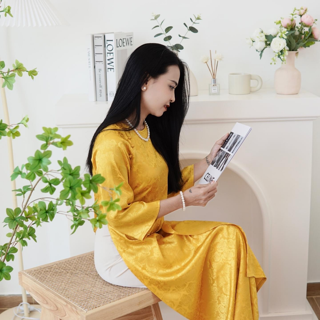 Áo Dài Cách Tân Dáng Xuông Chất Gấm Tơ đính nút