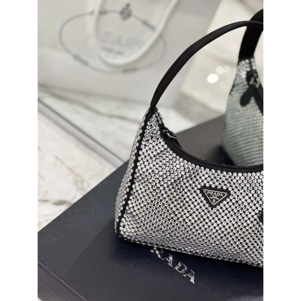 TÚI PRADA KẸP NÁCH BLING SZ22