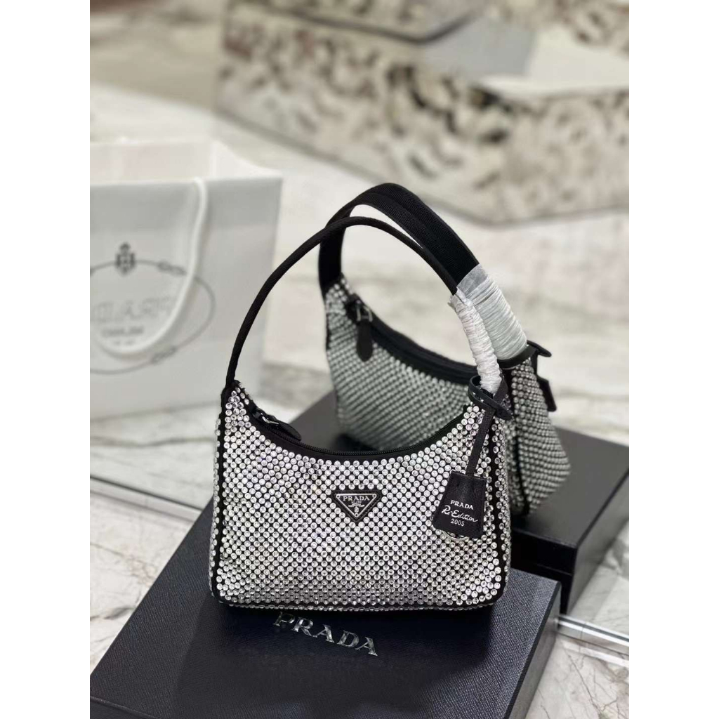 TÚI PRADA KẸP NÁCH BLING SZ22