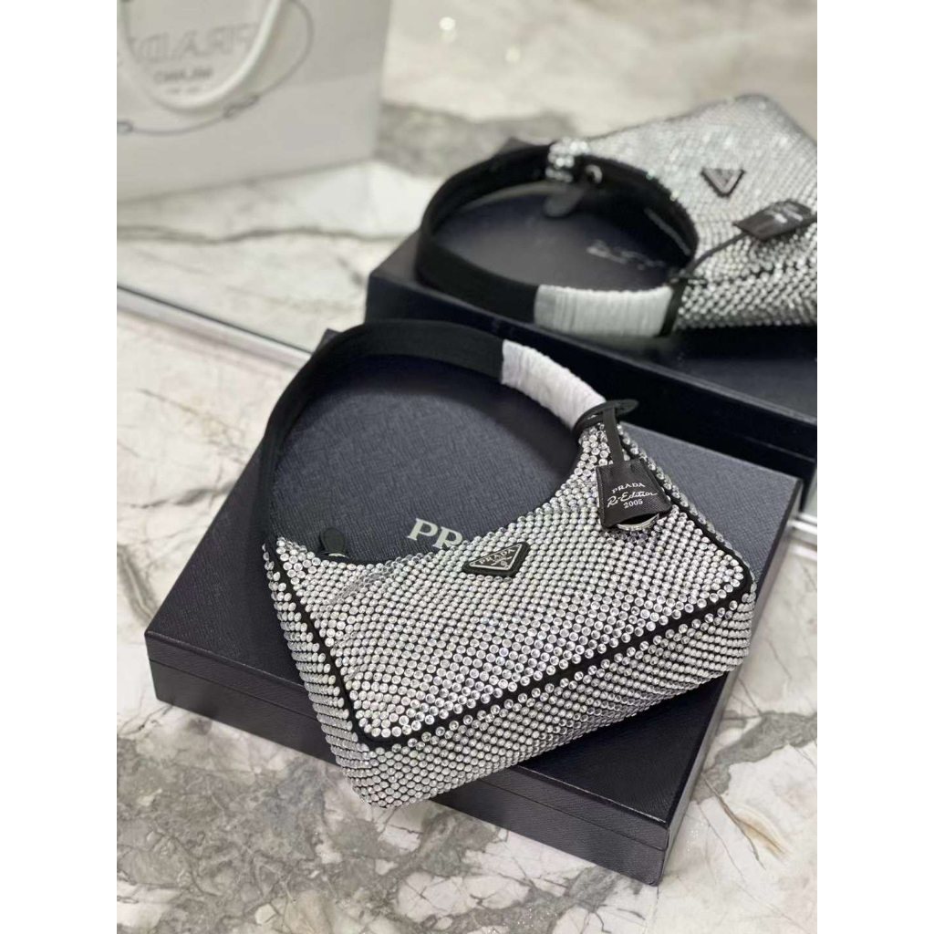 TÚI PRADA KẸP NÁCH BLING SZ22