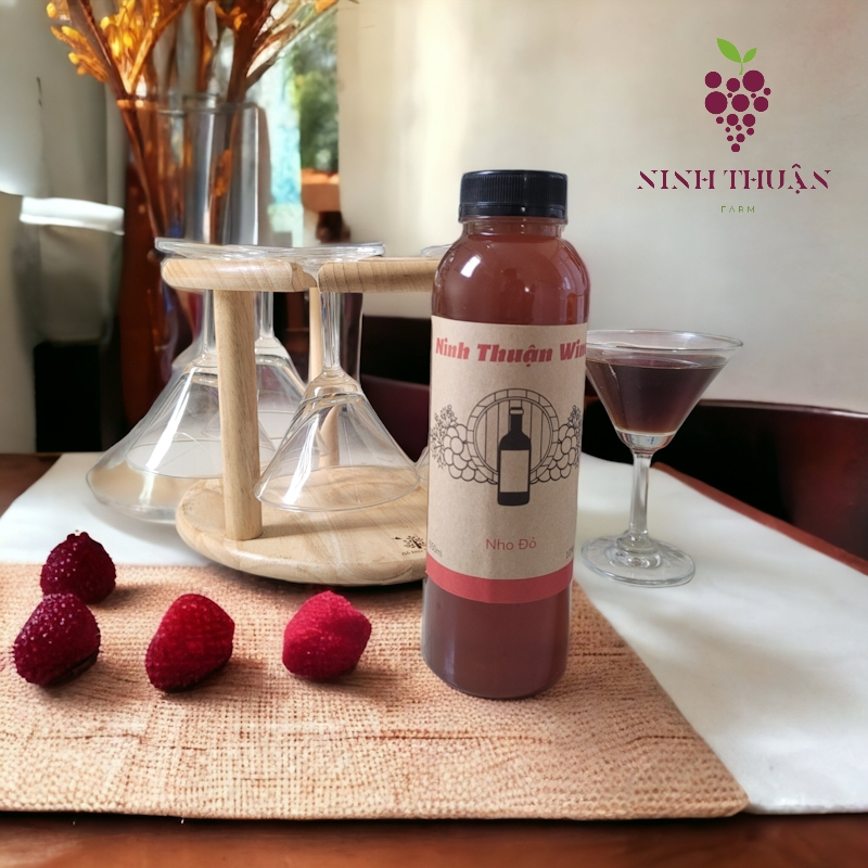 Nước nho đỏ Ninh Thuận lên men tự nhiên chai nhựa 500ml