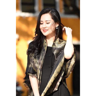 (CAO CẤP) Khăn lụa LV vuông 140x140 ánh nhũ khăn choàng cổ thương hiệu khăn quàng cổ fullbox quà phụ nữ 20/10 8/3 20/11