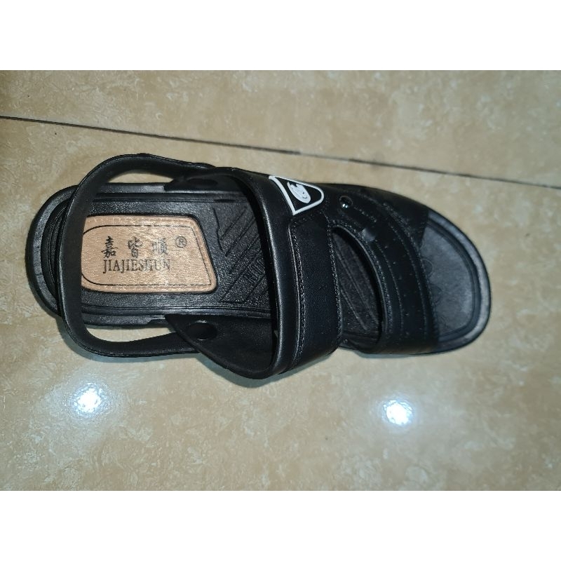 Dép quai hậu nam cực êm chân, đi mưa thoải mái