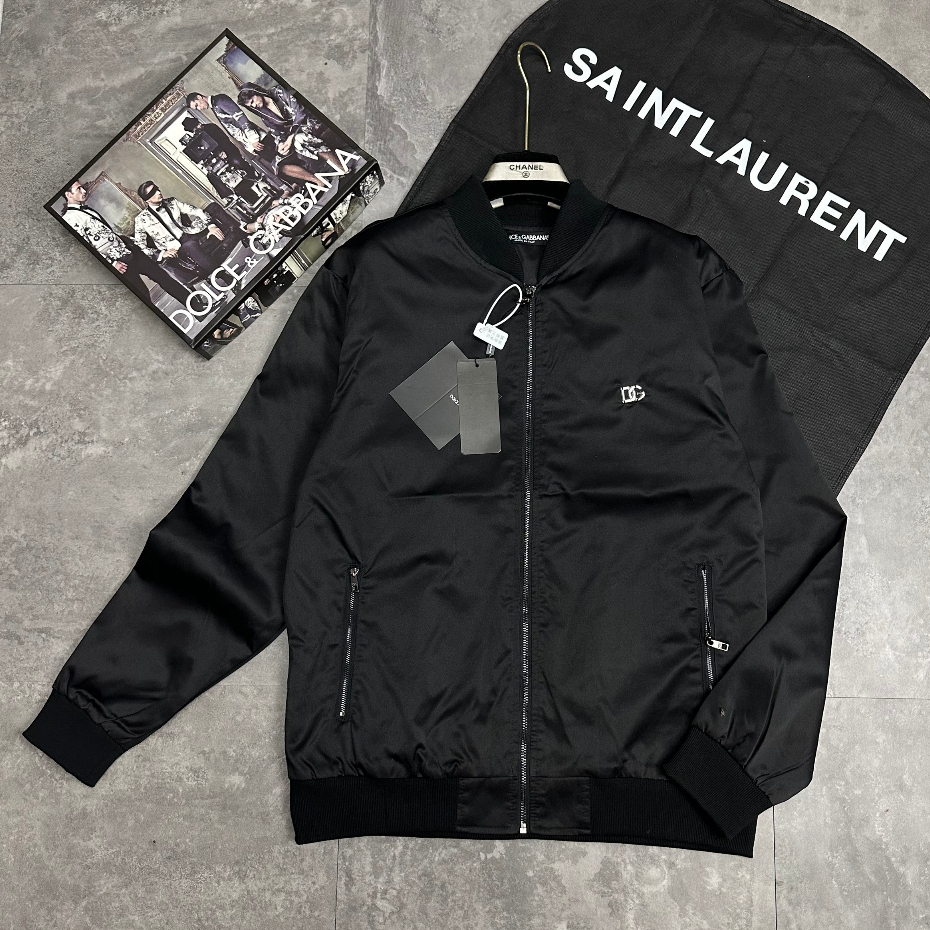 Áo Khoác Gió Hai Lớp D.G Đính Lô Gô Kim Loại Chất Gió tàu Chống Nước Hàng Neww 2023