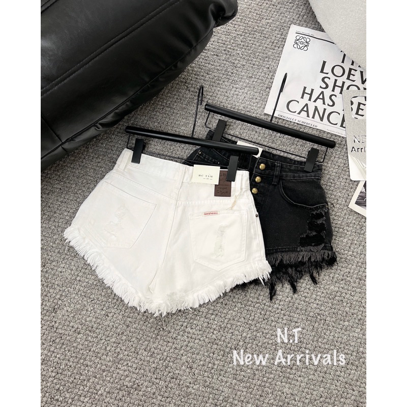 Quần Sooc Jean 4 Khuy Tua Rua