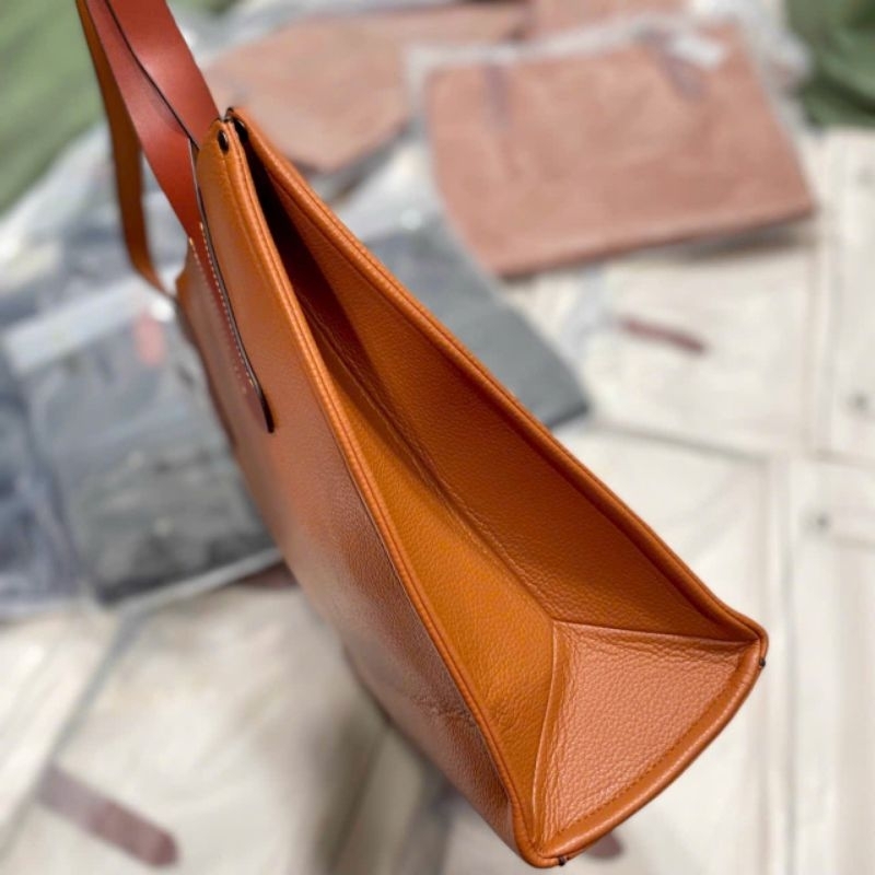 Túi xách COACH Relay Tote ✨da thật xịn xò