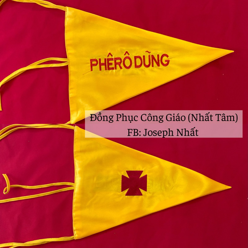 Cờ đội các ngành TNTT thêu tên Thánh