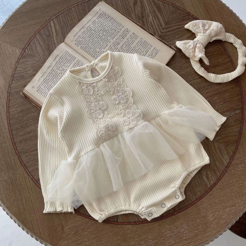 Bodysuit dài tay phối ren kèm nơ cho bé gái mùa thu đông