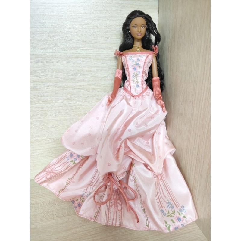 Búp bê barbie uptown society