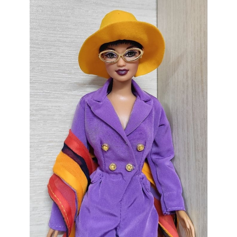 Búp bê barbie uptown society