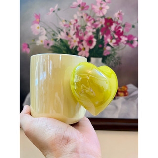 Ly sứ tim ú nu