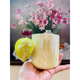 Ly sứ tim ú nu