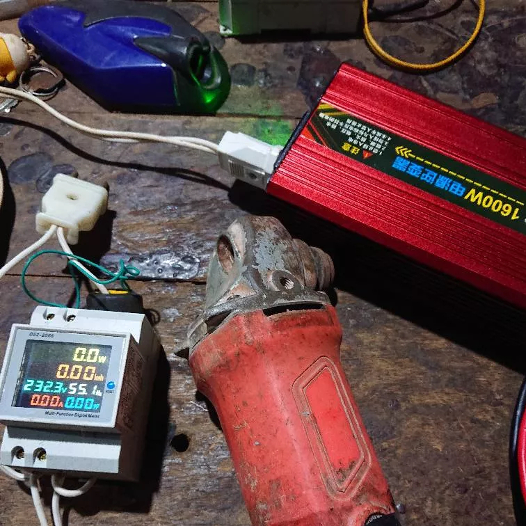 Bộ kích điện inverter 12V lên 220V CÔNG SUẤT 1500W Sóng Sine Chuẩn