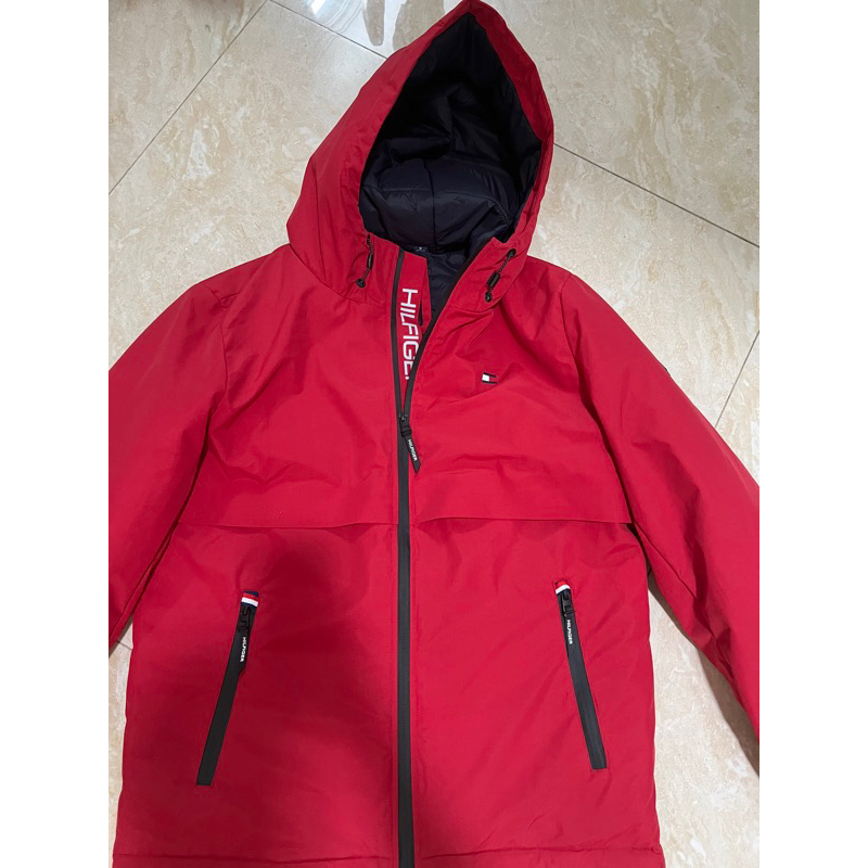 Áo khoác Tomy dư sịn mũ liền