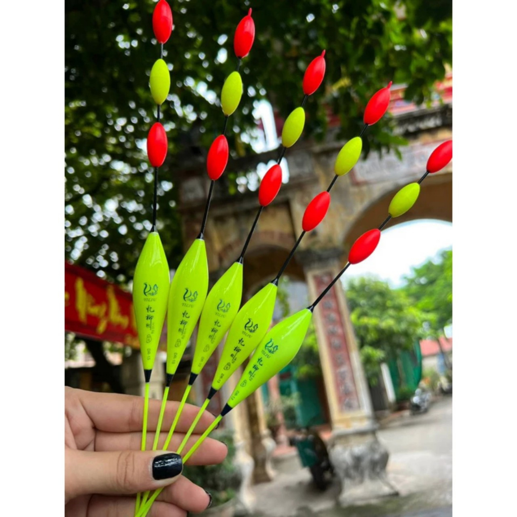 Phao câu lửng YiLiu cao cấp, phao nhẹ, tăm to, tải chì lớn_2 size
