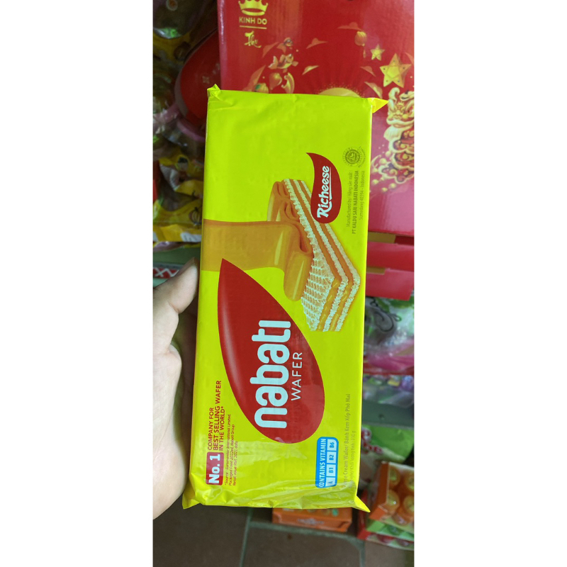 Bánh kem xốp Nabati 110gr 2 màu