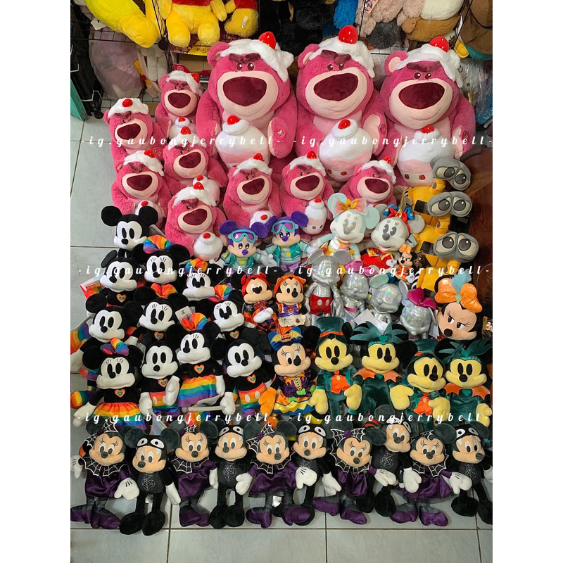 Có sẵn  Gấu dâu ôm bánh kem siêu thơm - Lotso Bear Soft Strawberry Cake chính hãng Disney