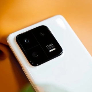 Điện thoại Xiaomi 13