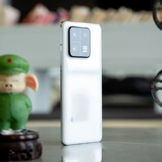 Điện thoại Xiaomi 13