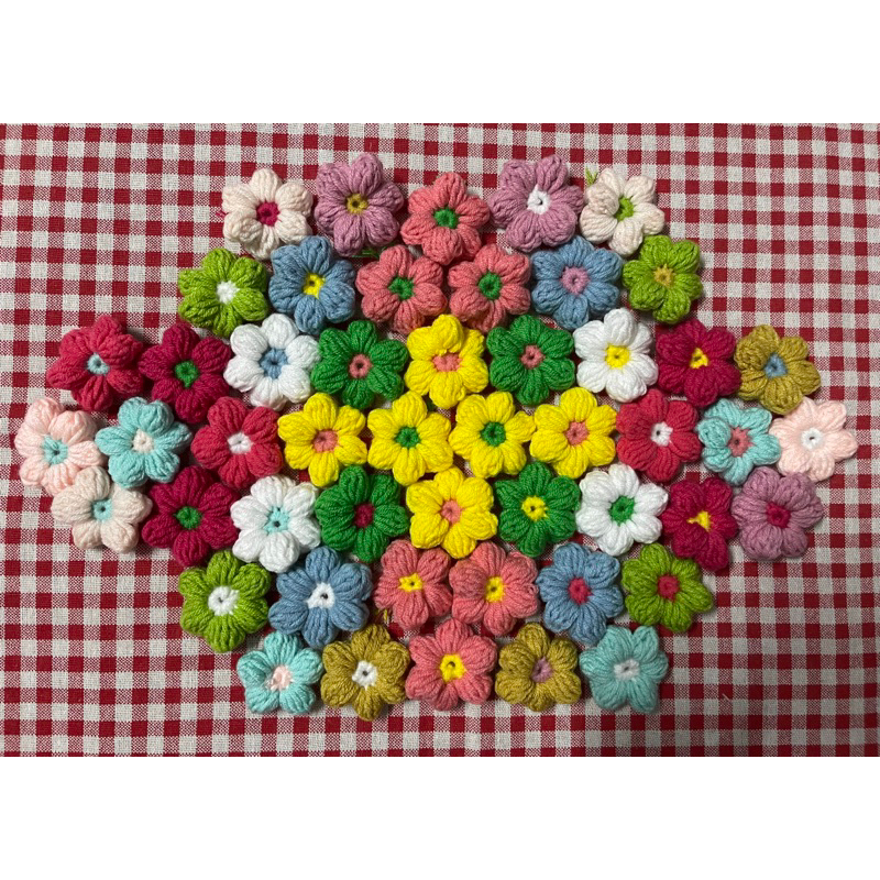 Hoa Len 6 cánh, hàng móc tay, trang trí áo, túi xách, nón được chọn màu len