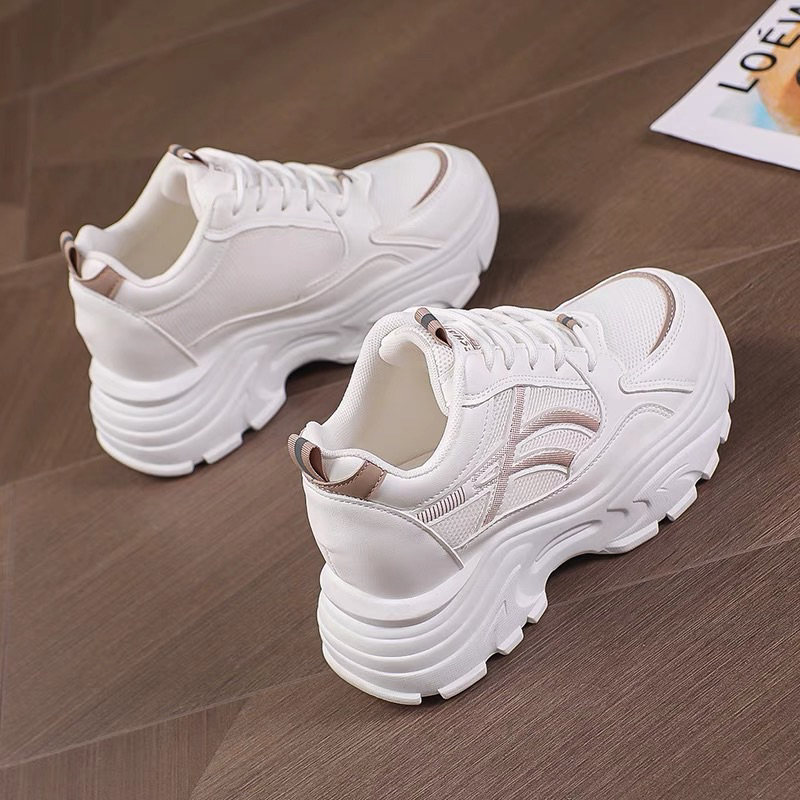 Giày thể thao nâng đế 7 phân năng động hack dáng