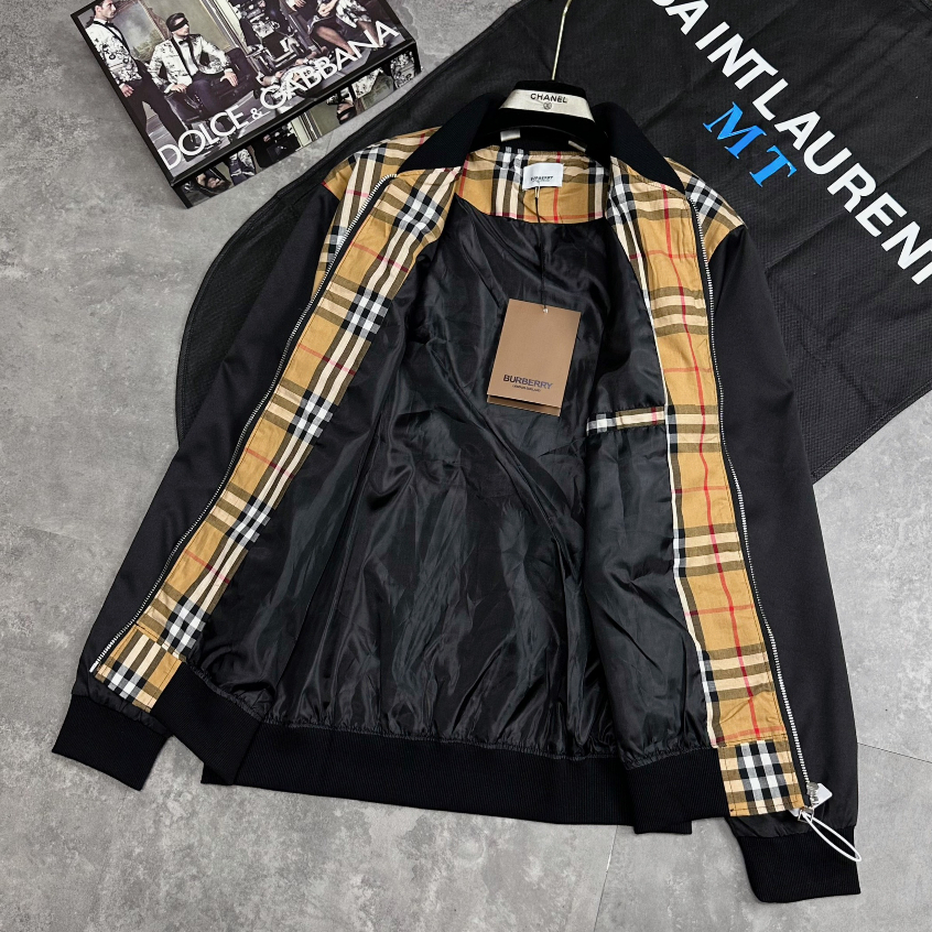 Áo Khoác Bomber Burb.Bery Phối Thân Thêu Chữ Hot New 2023 - Áo Khoác Bomber Nam Nữ Cao Cấp