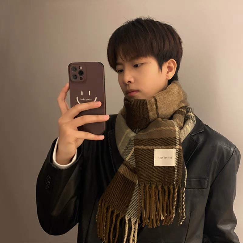 KHĂN CHOÀNG CHẤT LEN MỊN HỌA TIẾT CARO TUA RUA UNISEX