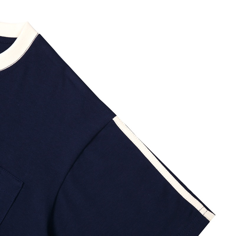 Áo Thun Phối Túi Thêu UTZIE Form Rộng Unisex 100% Cotton Co Giãn 2 Chiều Cho Nam Và Nữ