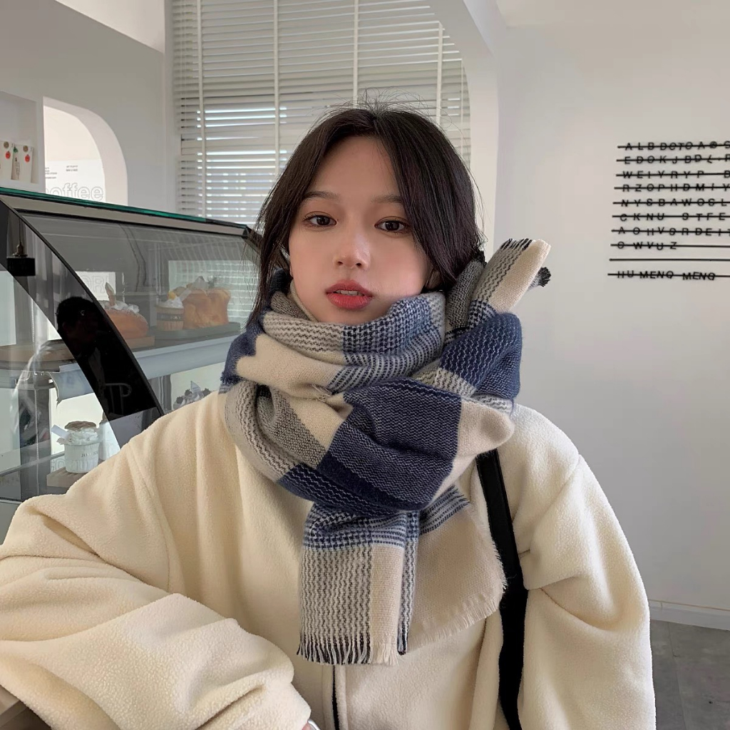 KHĂN CHOÀNG UNISEX MÀU XANH DƯƠNG CARO TO NHỎ MÙA ĐÔNG