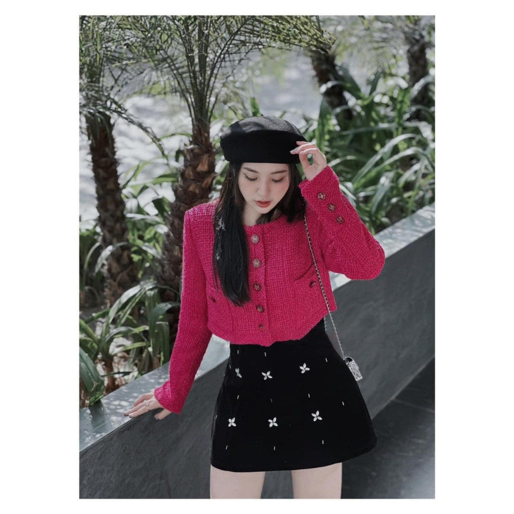 Áo dạ tweed Kim Studio set dạ tweed hồng kèm chân váy nhung đính đá tiểu thư siêu sang chảnh