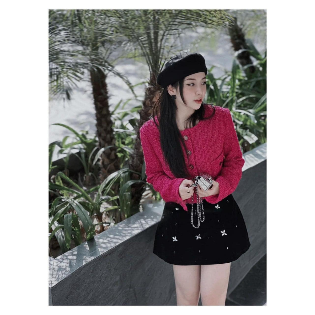 Áo dạ tweed Kim Studio set dạ tweed hồng kèm chân váy nhung đính đá tiểu thư siêu sang chảnh