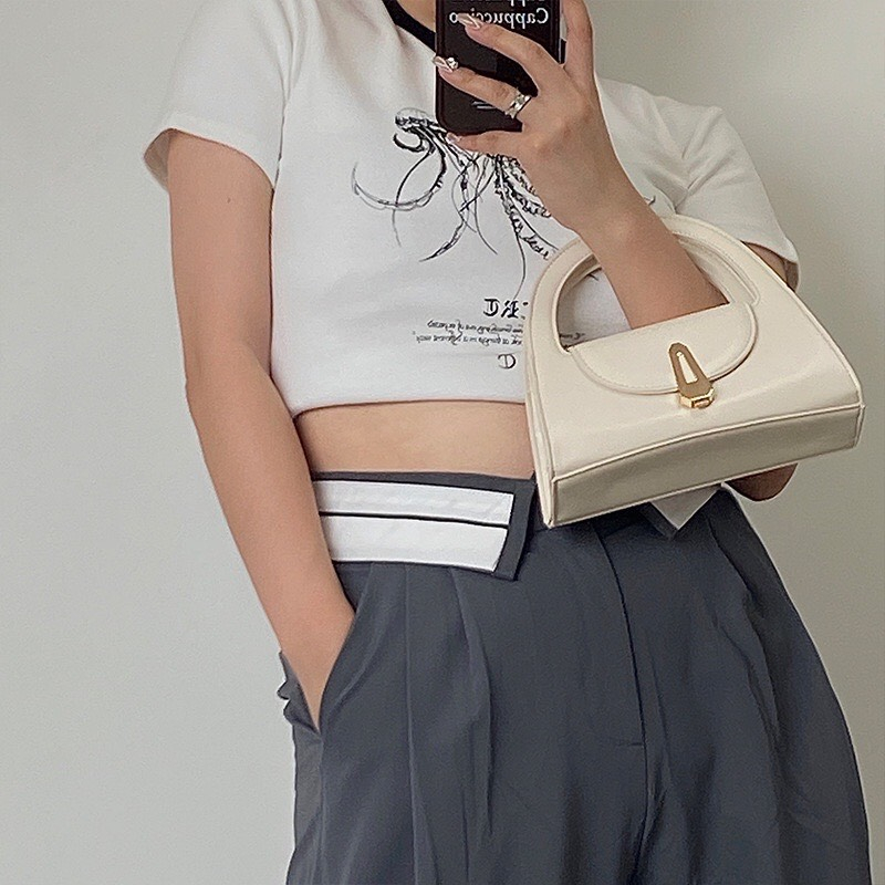 Túi xách nữ cầm tay chất da PU hai màu trắng đen mã t108