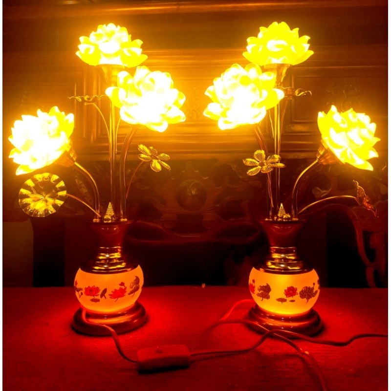 Đôi đèn lưu ly 3 bông bầu ngọc bóng led siêu bền 45 cm