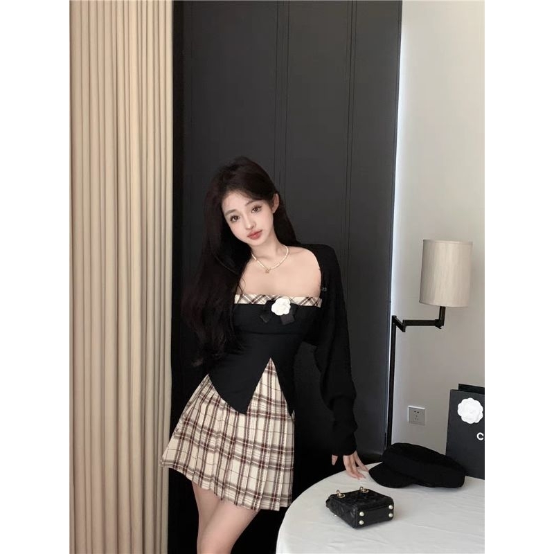 Set váy quây cúp ngực hoa trà và áo cadigan ⚘️