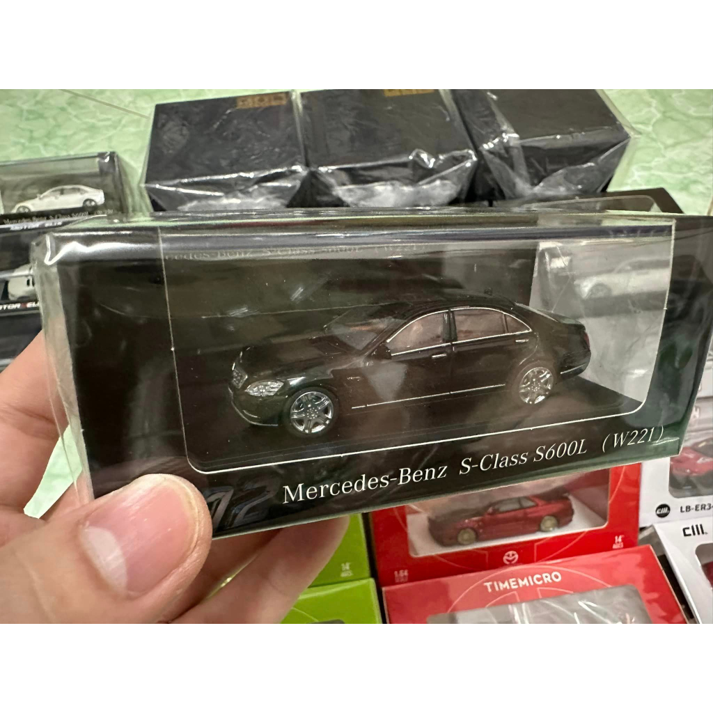 Mô hình ô tô Mercedes Benz S-CLASS S600L  1/64 MotorHelix