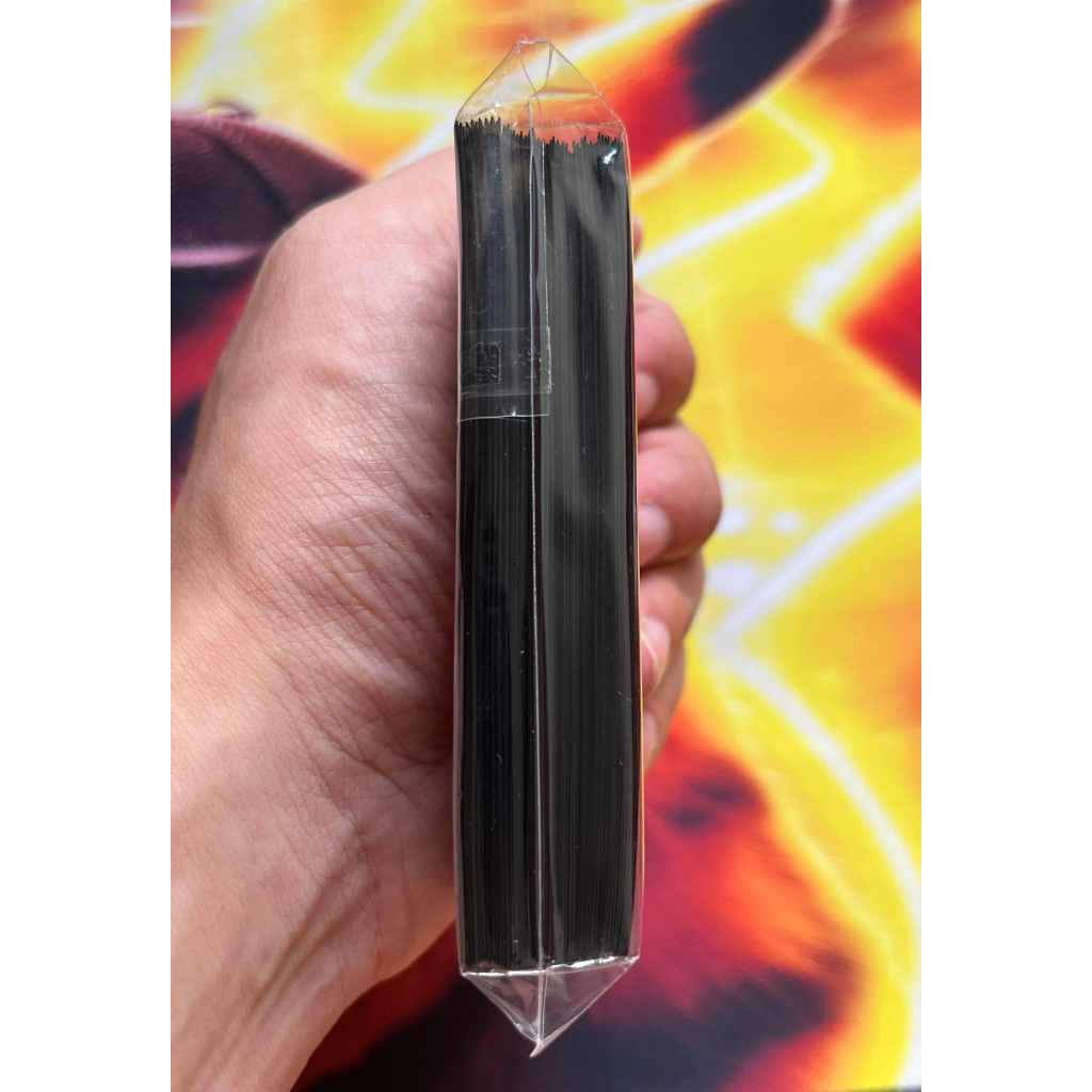 1 túi sleeve Custom Fit - Nhám với thẻ bài Yugioh size 62x89
