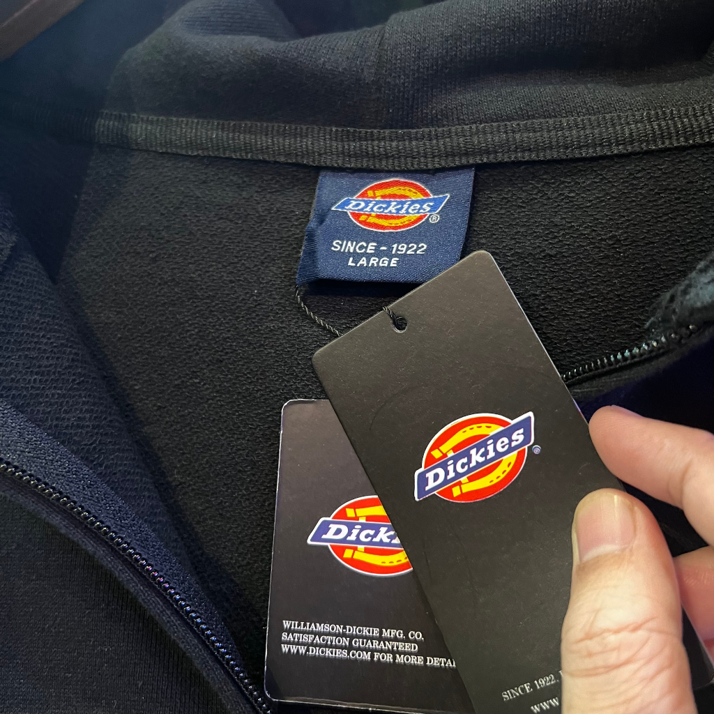 Áo khoác Hoodie Dickies dây kéo chính hãng - Màu đen có hình in.