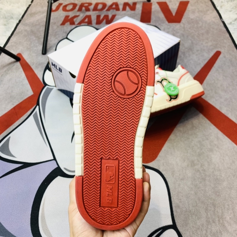 Giày thể thao Chunky B đỏ nâu cổ thấp phối đồ nam nữ siêu hot trend 2023