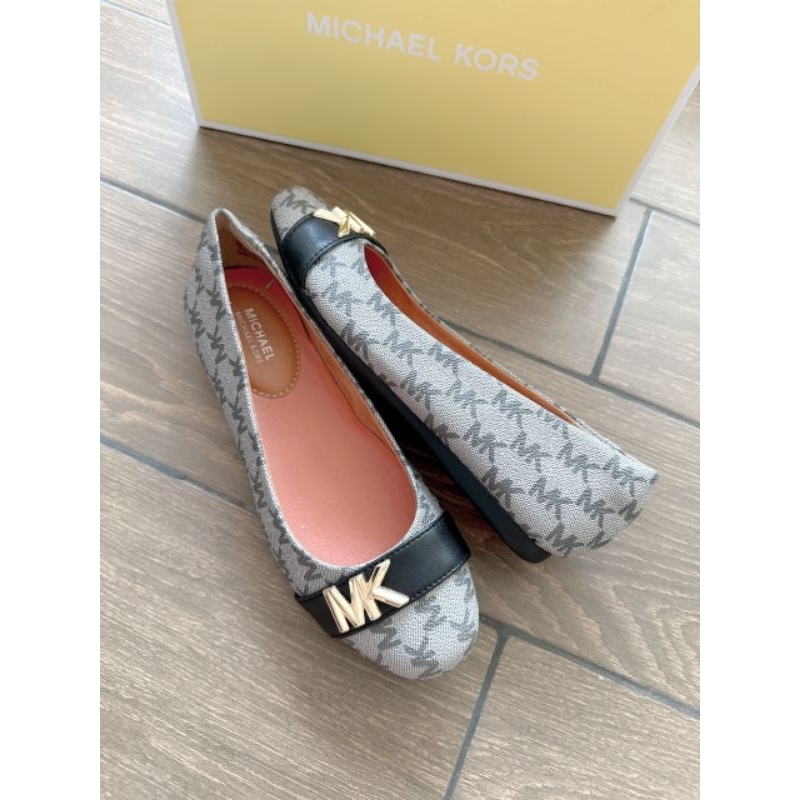 Giày búp bê MK logo new full hộp