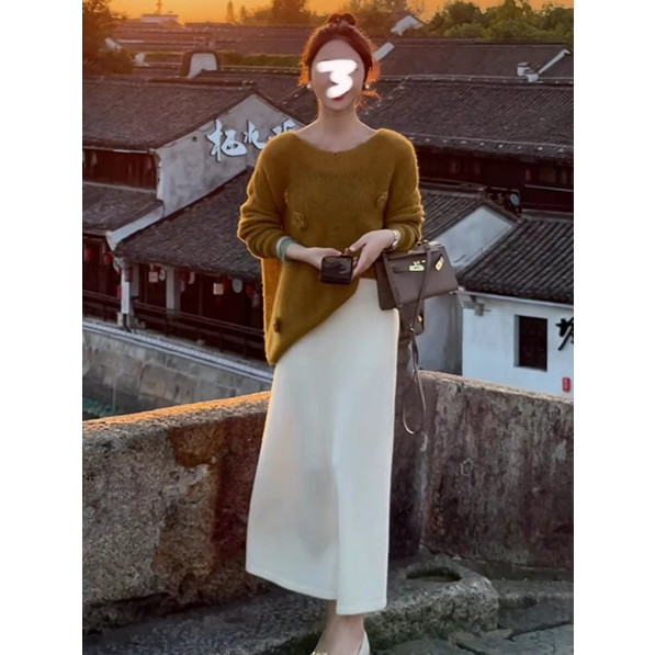 Set áo len mongtoghi đính hoa YIMI kèm chân váy dài tiểu thư