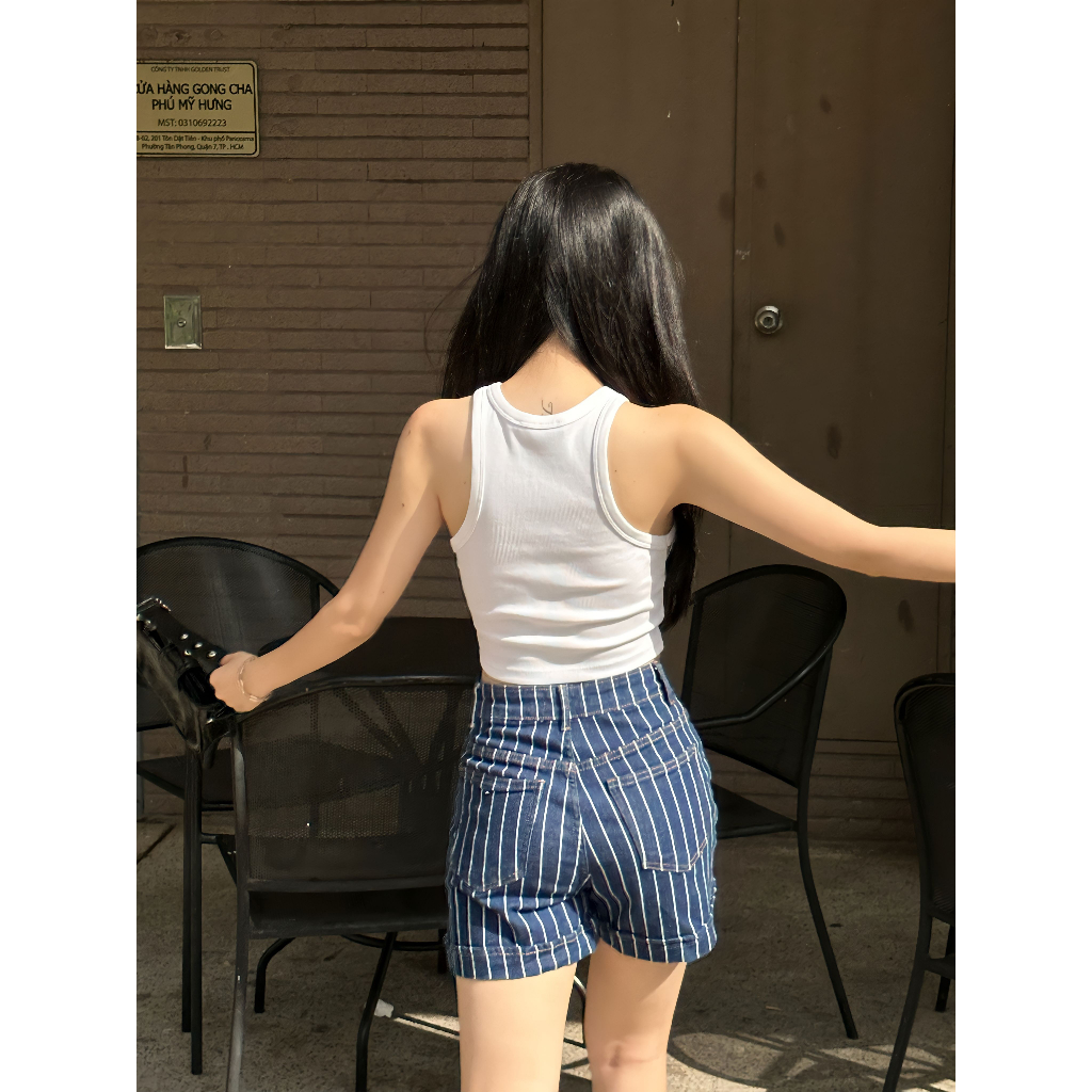 Quần short jeans nữ lưng cao màu xanh sọc co giãn vừa phải HEYBEE HJ1447